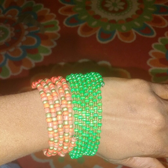 Bracelets - Picture 1 of 1